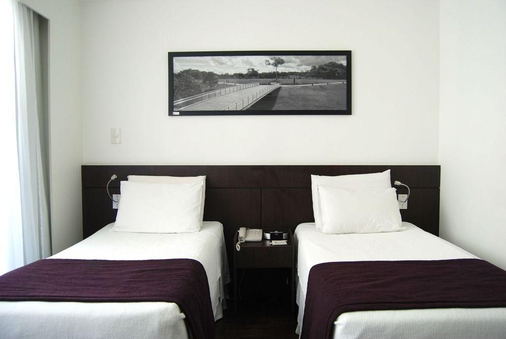 San Diego Suites Pampulha Hotel - Oficial ベロ・オリゾンテ エクステリア 写真